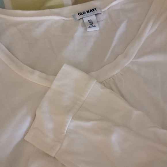 Top - Picture 2 of 2